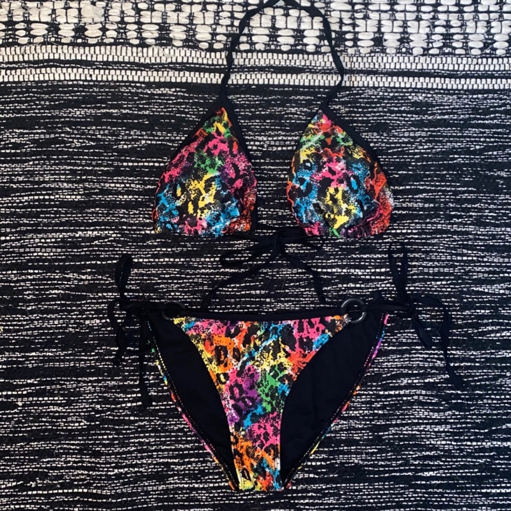 y2k XOXO rainbow leopard bikini set. Size Medium.